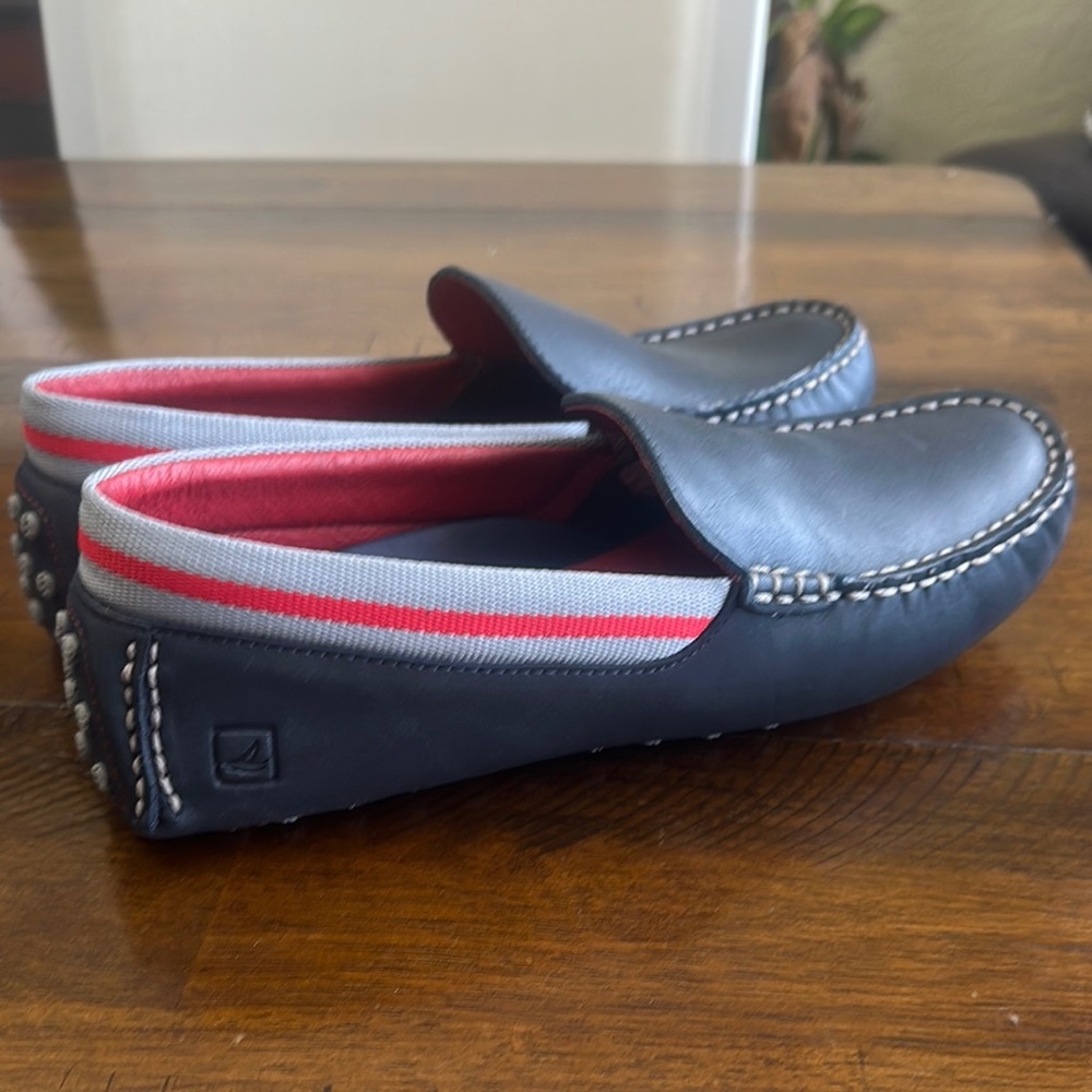 Sperry Black and Red Loafers Slip-Ons with Sporty Accents - Picture 8 of 11